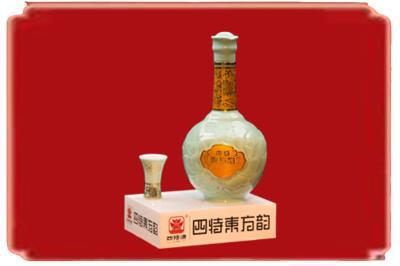新乡市获嘉烟酒回收四特酒.jpg